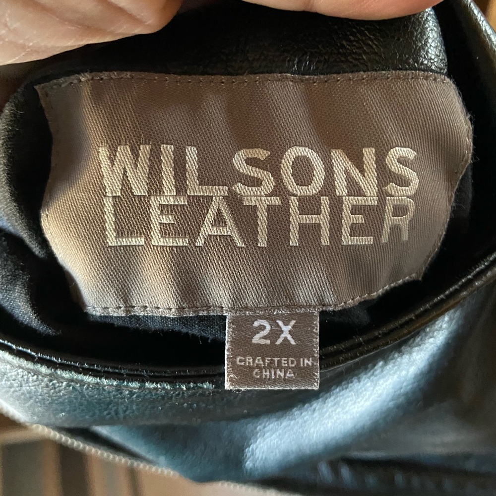 Black leather jacket with fleece lining - Picture 3 of 4